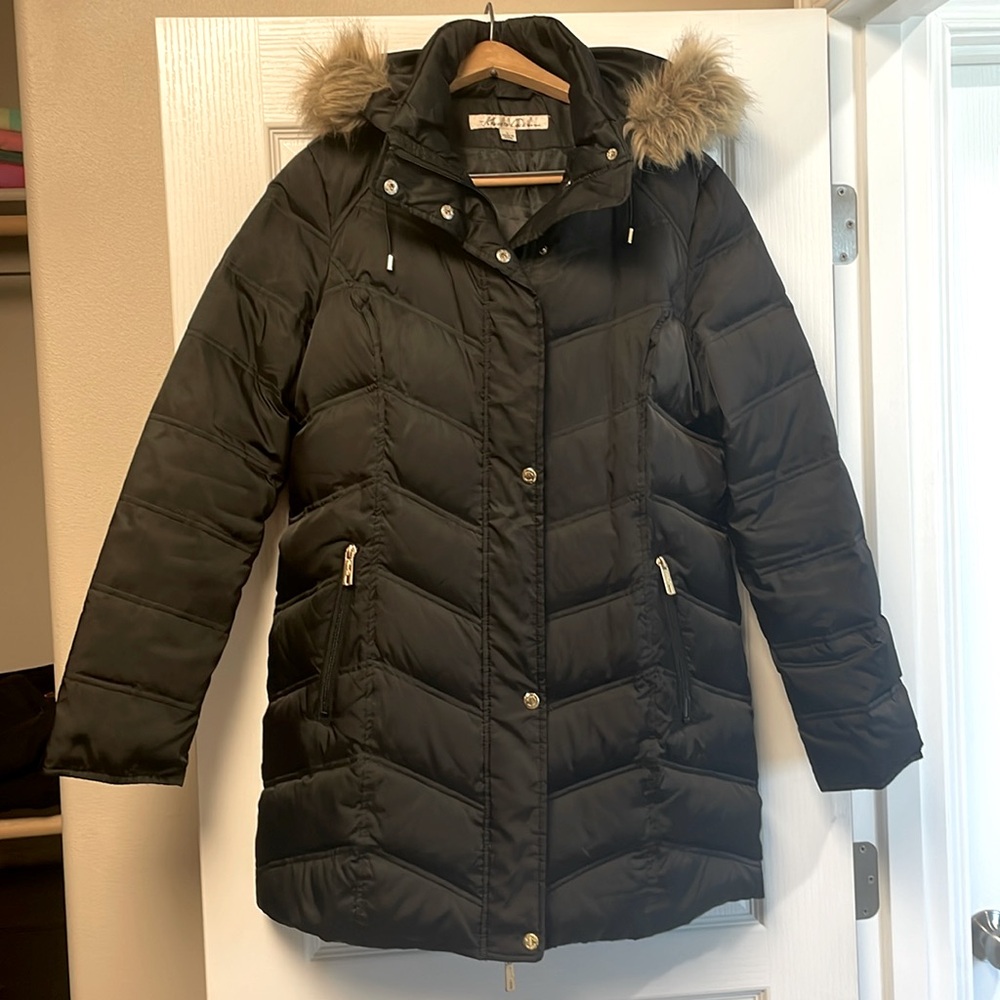 Black Large Kenneth Cole puffer jacket / coat chevron